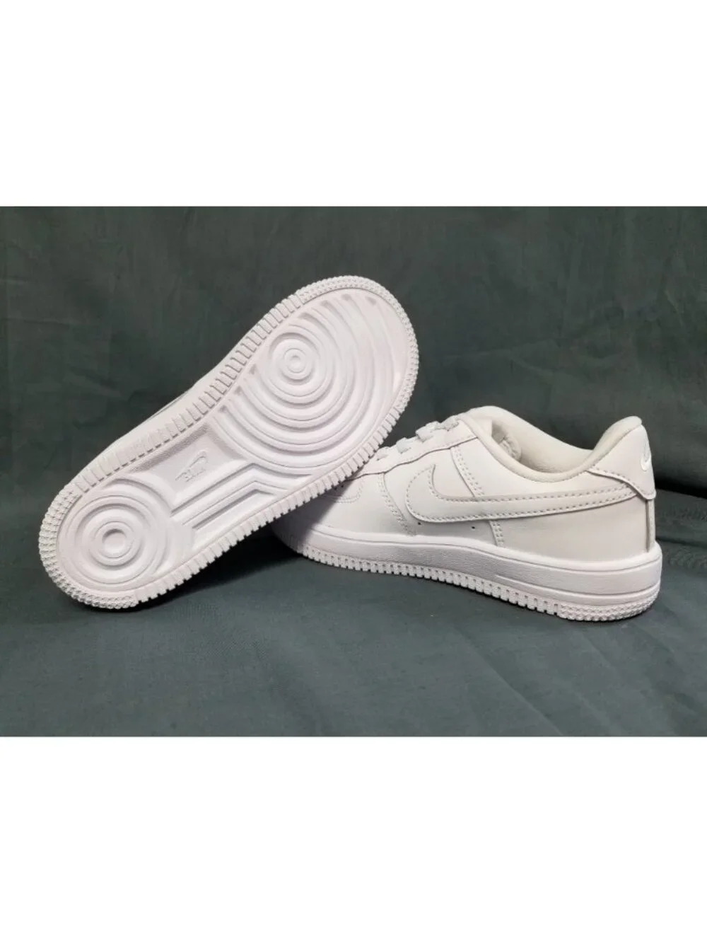 Nike Force 1 Low Easyon (PS) Sneakers White Kids Size 2Y NEW NO BOX!